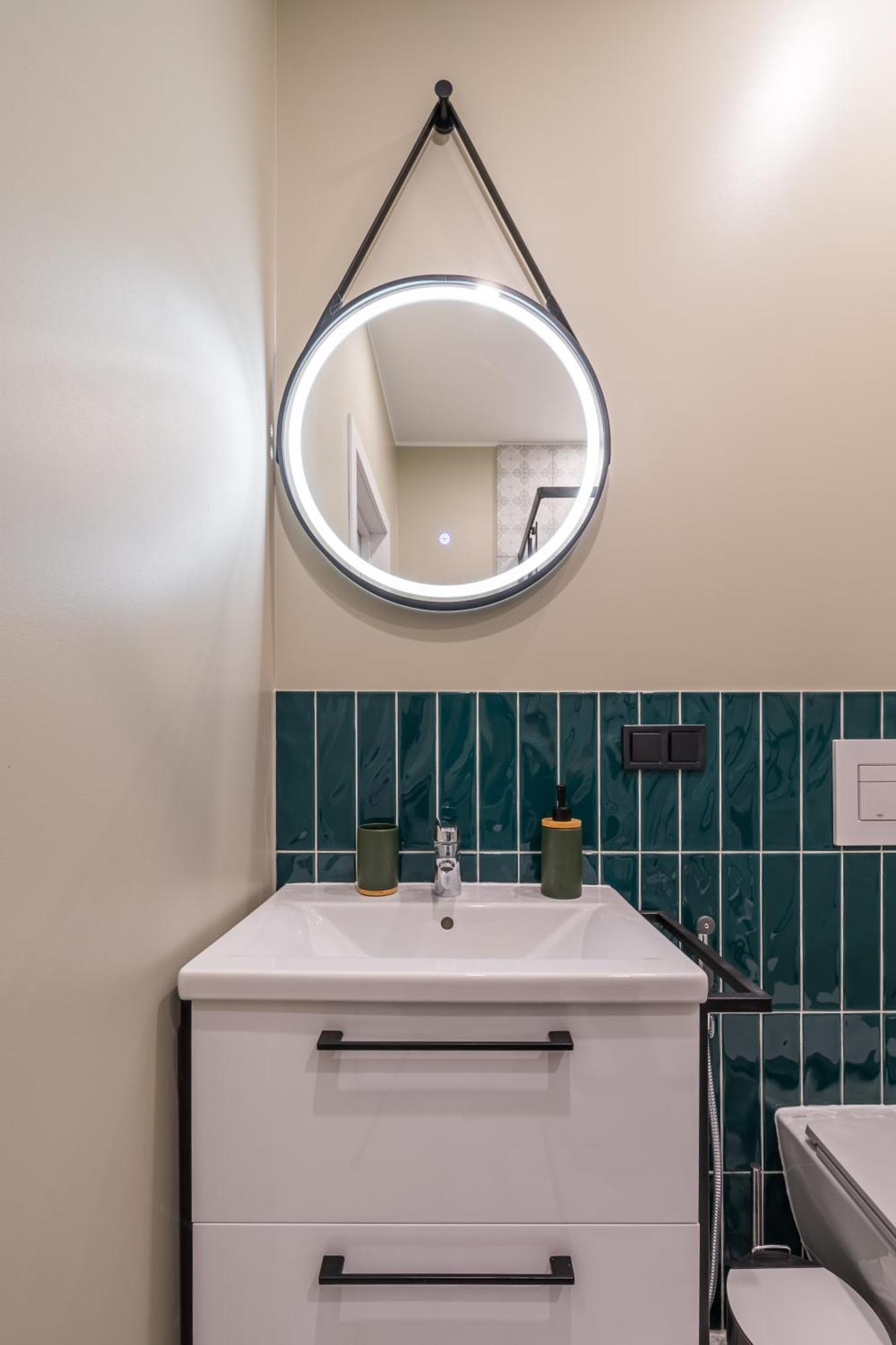 Апартаменты Spacious 1-bedroom In The Heart Of Old Town *